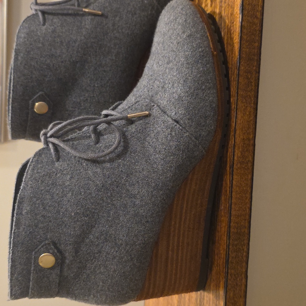 Dr. Scholl's Gray Wedge Ankle Booties